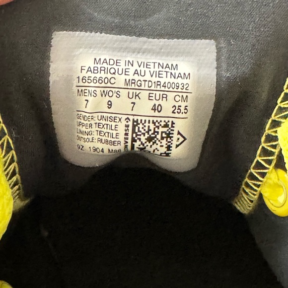 Converse OPI x Chuck Taylor All Star Low 'Pump Up the Volume. Rare! - Picture 9 of 9